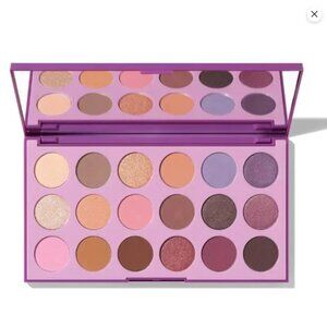 Morphe 18F Talkin' Flirty Eyeshadow and Pressed Pigment Artistry Palette